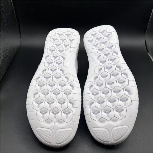 Nike Free RN 2018 Running Shoes White/Black (942836-100) Men's Size 9.5 - Picture 5 of 5